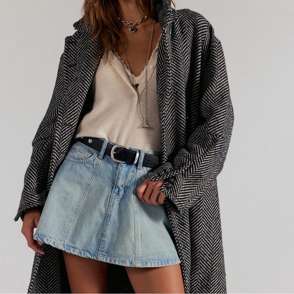 Free People Dresses & Skirts - We The Free Hometown Classic Denim Mini Skirt Women Size 27